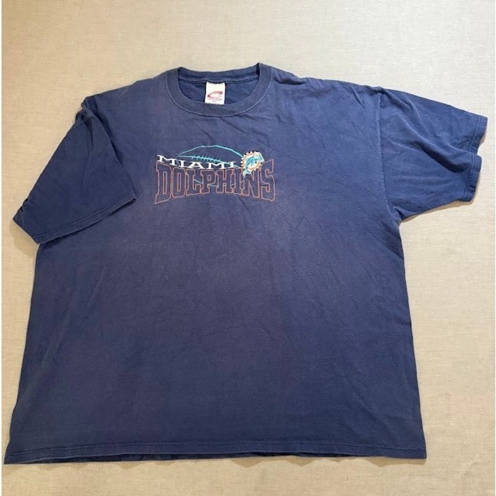 Vintage Miami Dolphins T Shirt Adult Large Embroidered‎ Logo NFL Football Tee